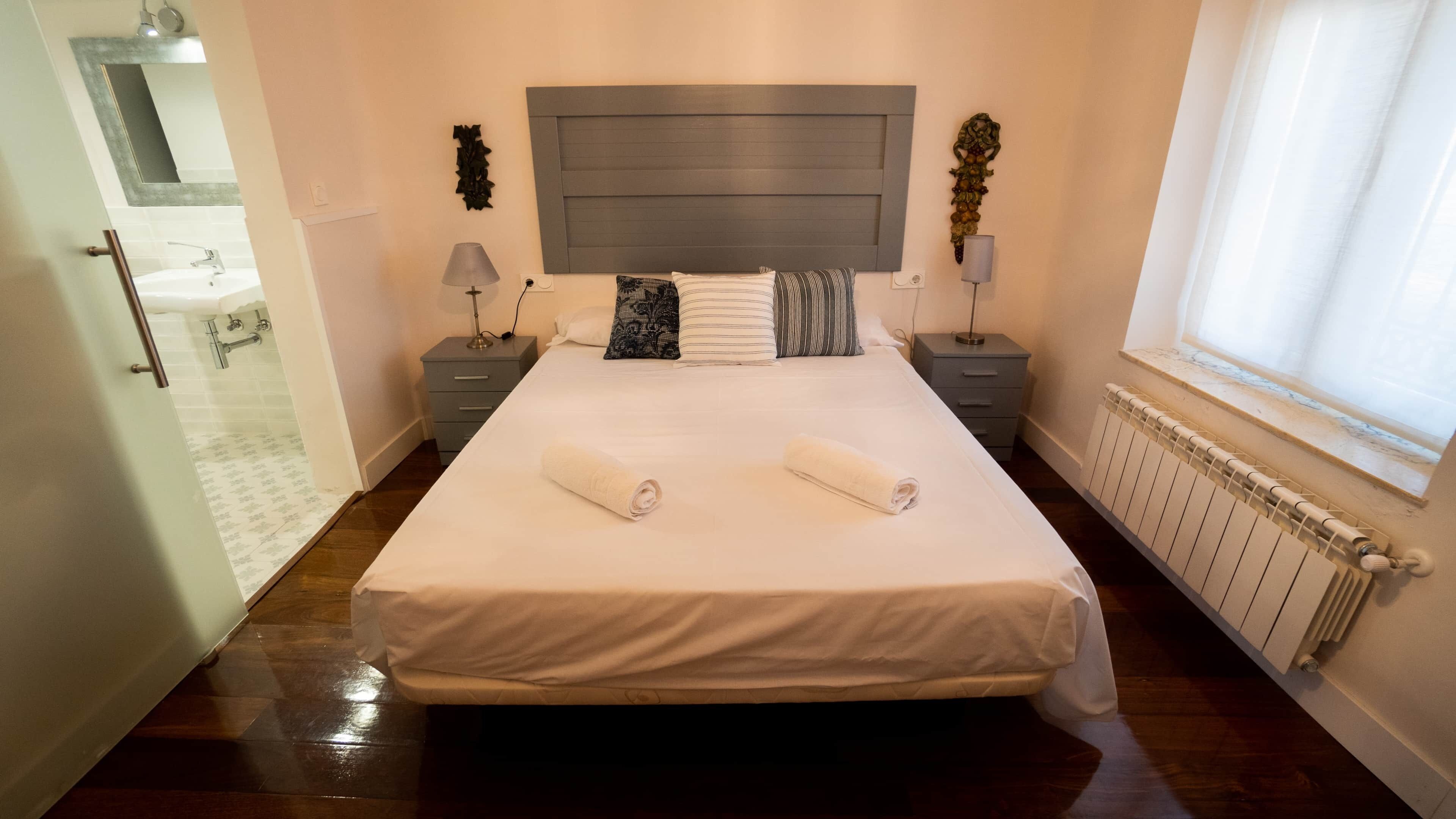 1 quarto, ferros/tábuas de passar roupa, Wi-Fi, roupa de cama