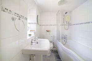 Shower - Lavender Cottage (Gillingham)