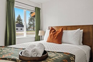 2 habitaciones, tabla de planchar con plancha, cuna de viaje y wifi 