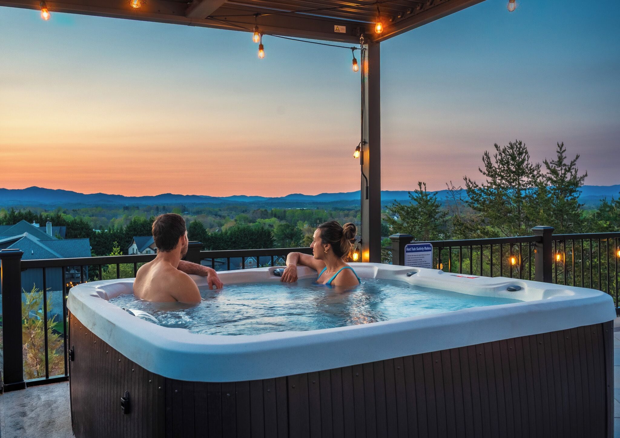 Outdoor spa tub
