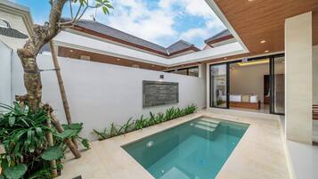 Piscine extérieure