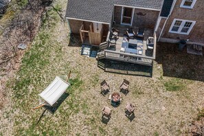 Outdoor dining - Spacious, 4-bedroom, Dogs ok, Minutes from Beaches! (Harwich)