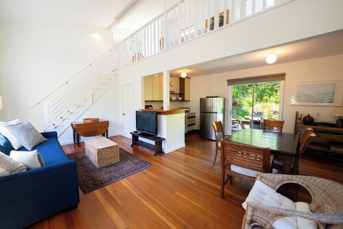 Hideaway in Quiet Bolinas Near the Beach