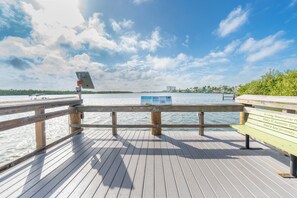 Property grounds - 🌞🌴Private Screened-In Heated Pool | 4 Min Walk to Beach | The Sunseeker (Fort Myers Beach)