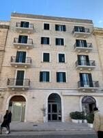 Junior Σουίτα, Μπαλκόνι, Θ έα στην Πόλη | Εξωτερικοί χώροι