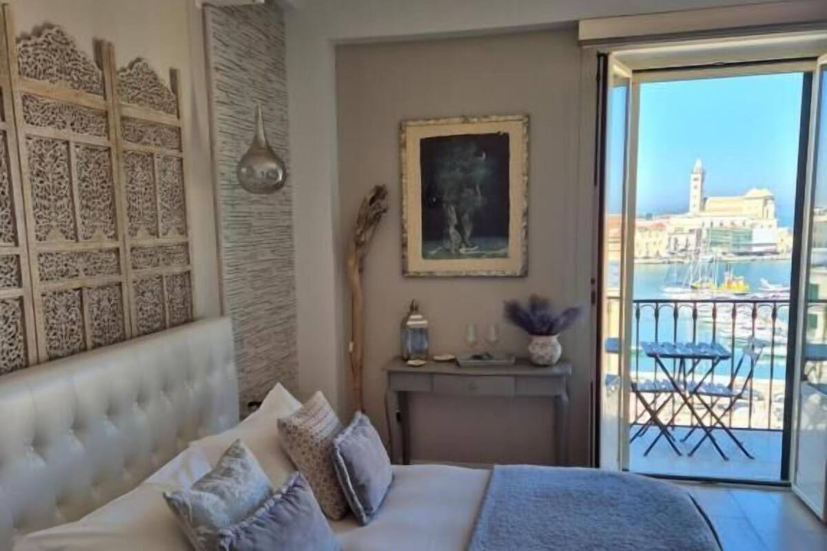 Junior Suite, Balcony, City View