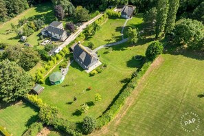 Exterior - Pretty Norman cottage in the heart of the Auge region. Quietly. 4000 m2 plot (Livarot-Pays-d'Auge)