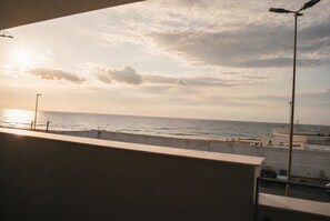 ห้องดับเบิล | ลานระเบียง/นอกชาน