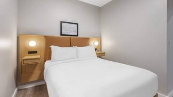 2 bedrooms, iron/ironing board, travel crib, free WiFi