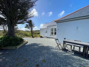 Cottage | Outdoor dining - Arfryn (Amlwch)