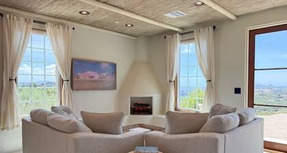 Santorini Inspired Villa • Sunset Views • Fallbrook