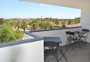 Outdoor dining - B&B Helios (Nardò)