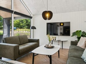 House | Interior - 5 Star Holiday Home in Hojby (Hojby)