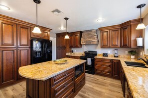 Fridge, microwave, oven, stovetop - Perfect 5BR Gilbert Retreat-Heated Pool+Waterslide (Gilbert)