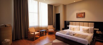 SWAR Kasauli - Suites Cuisine Cave Club