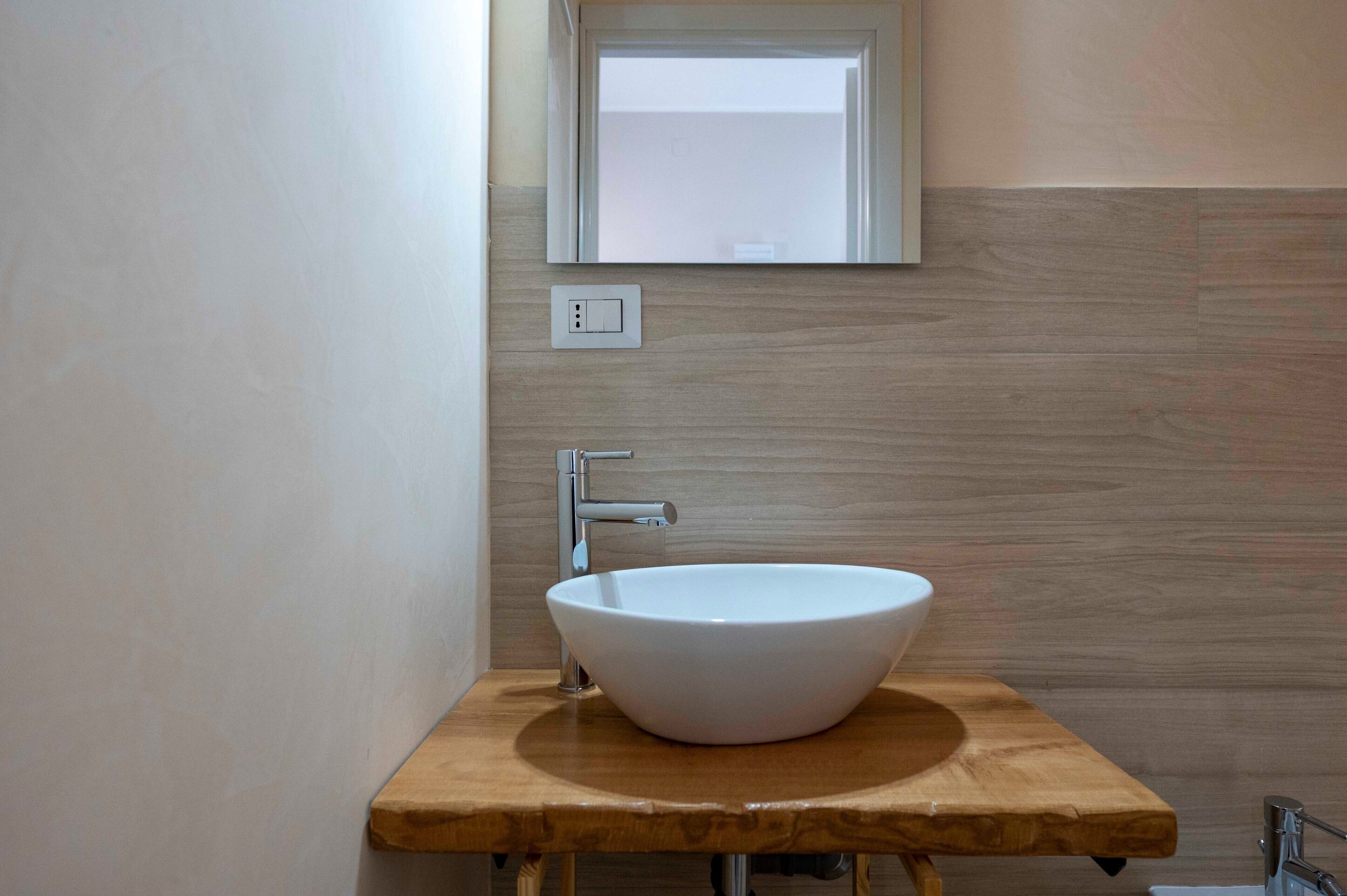 淋浴设施、吹风机、毛巾