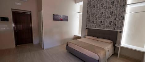 1 habitación, wifi y ropa de cama