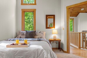2 bedrooms, iron/ironing board, free WiFi, bed sheets - Secluded Smoky Mountain Cabin, Firepit and Views (Bryson City)
