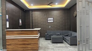 Lobby - Hotel Sangree (Jevar)