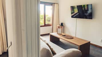 Superior-Loft, Seeblick | Fernseher