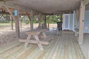 Outdoor dining - JL #489 - Carolyn's Cottage - (Nags Head)