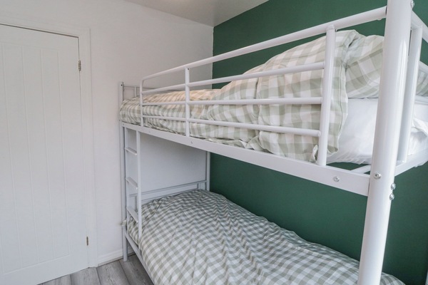 2 bedrooms, WiFi (free), individually decorated, individually furnished