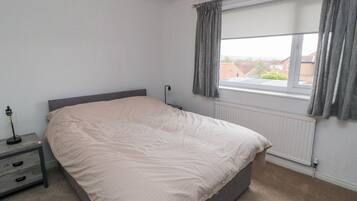 2 bedrooms, WiFi (free), individually decorated, individually furnished