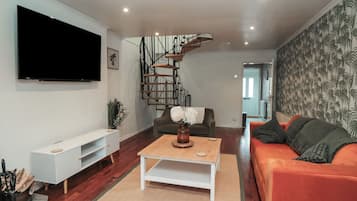 Cottage | Living area