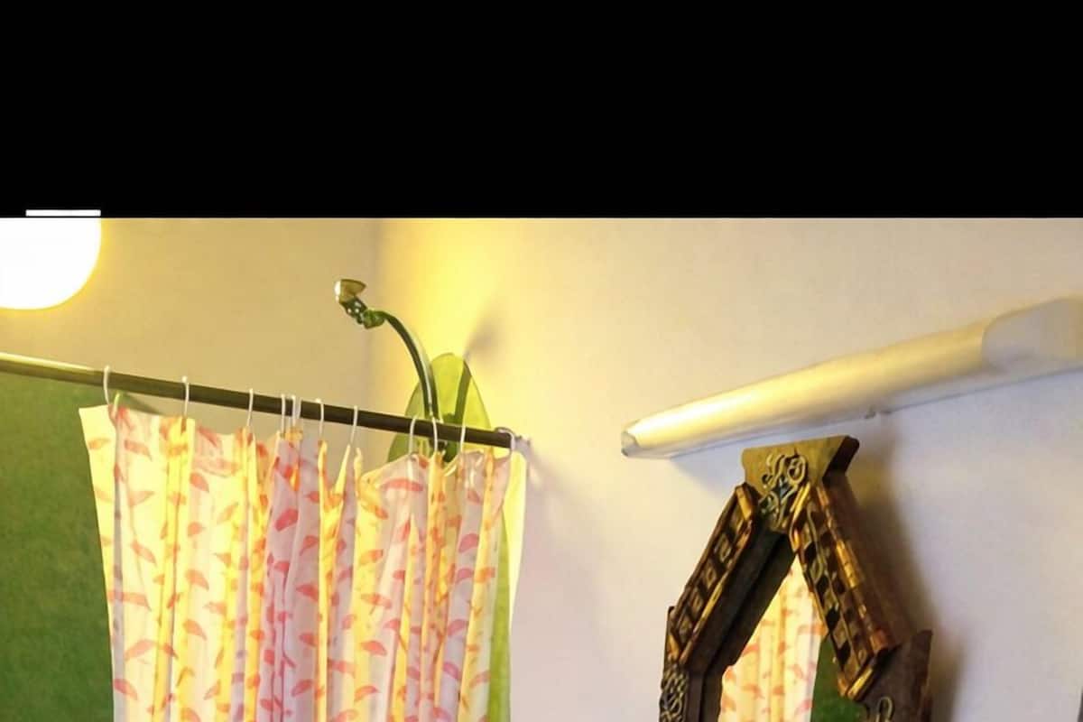 Habitación doble, vista al jardín | Baño