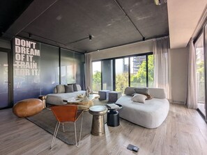 Televisión
