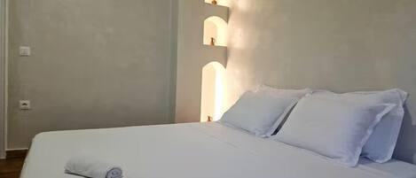 Deluxe House, Non Smoking | Free WiFi, individually decorated, individually furnished