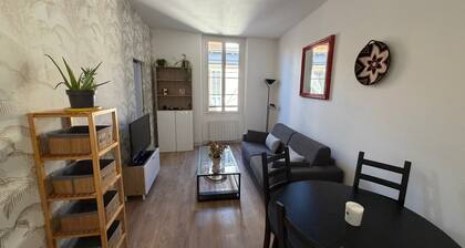 Charming 1-bedroom apartment with AC in Antibes