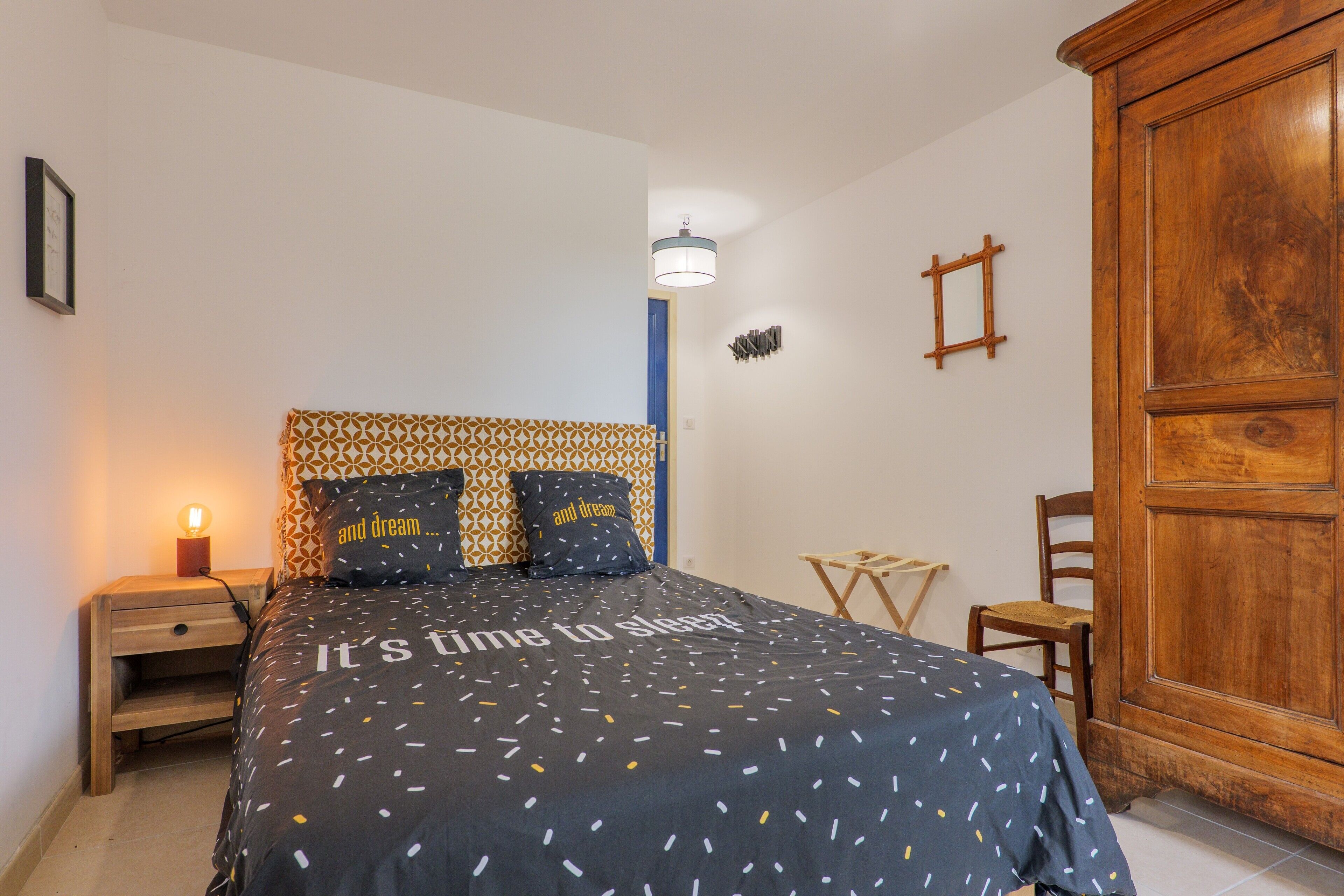 1 chambre, Wi-Fi, draps fournis