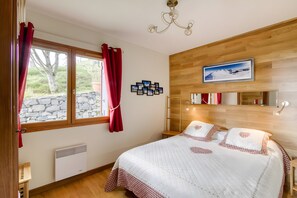 2 chambres, fer et planche à repasser, Wi-Fi