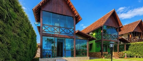 บ้านพักพรีเมียม, ใช้สระว่ายน้ำได้, วิวภูเขา | บริเวณภายนอก