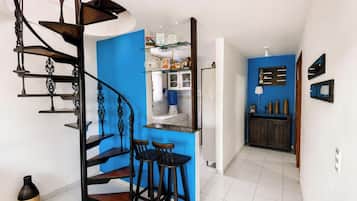 Casa Premium, acceso a la alberca, vista a la montaña | Interior