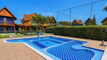 Premium House, Pool Access, Mountain View | Pool | Outdoor pool, pool loungers
