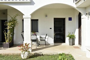 Khu ẩm thực ngoài trời