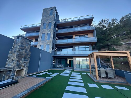 Ultra Luxury Boutique Apartment - Murree