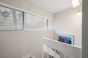 Interior - Coastal Beach Seascape Villa Closest to Beach with Pools (Hilton Head Island)