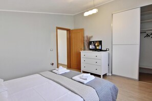 2 bedrooms - Elegant Living for Your Vacation (Umag)