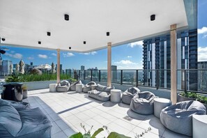 Terrace/patio - Bright apartment w/ pool & workspace (Miami)
