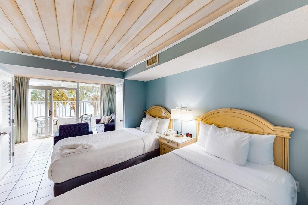 1 bedroom, internet, bed sheets