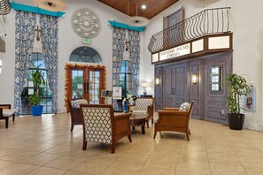 Lobby - Stylish 4BR, Private Pool, Themed rooms, Sleeps 13 (Kissimmee)