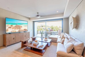 TV - Punto Nima: Apt with ocean view and pool (San José del Cabo)