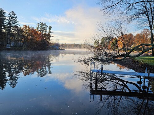 Peaceful Lake Front Cottage in Southern NH