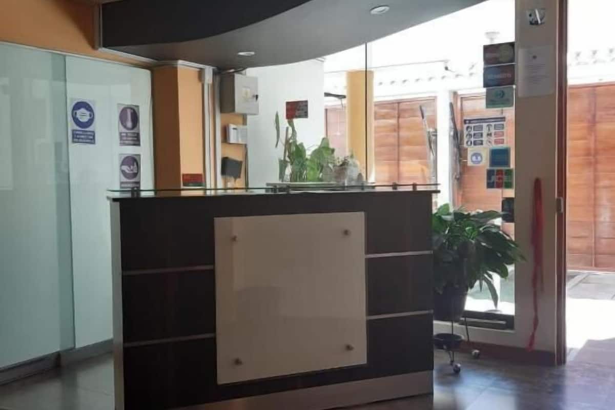 Kahden hengen perushuone, patio | Aula