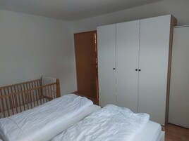 Apartamento | 2 quartos, individualmente mobiliados