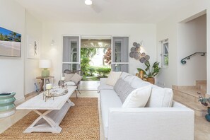 Apartemen, 1 kamar tidur, balkon, pemandangan kebun | Ruang keluarga