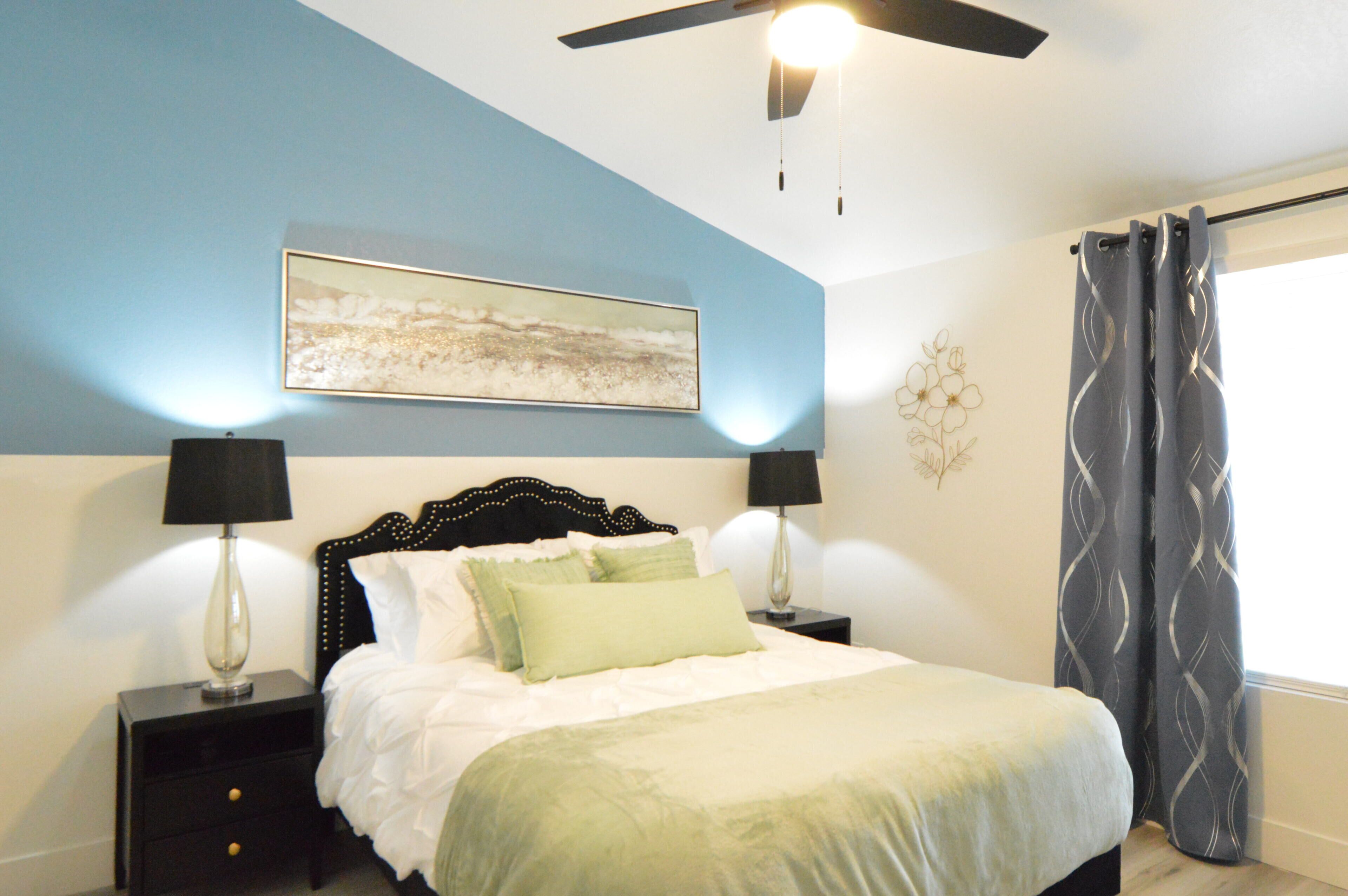 2 bedrooms, desk, iron/ironing board, travel cot